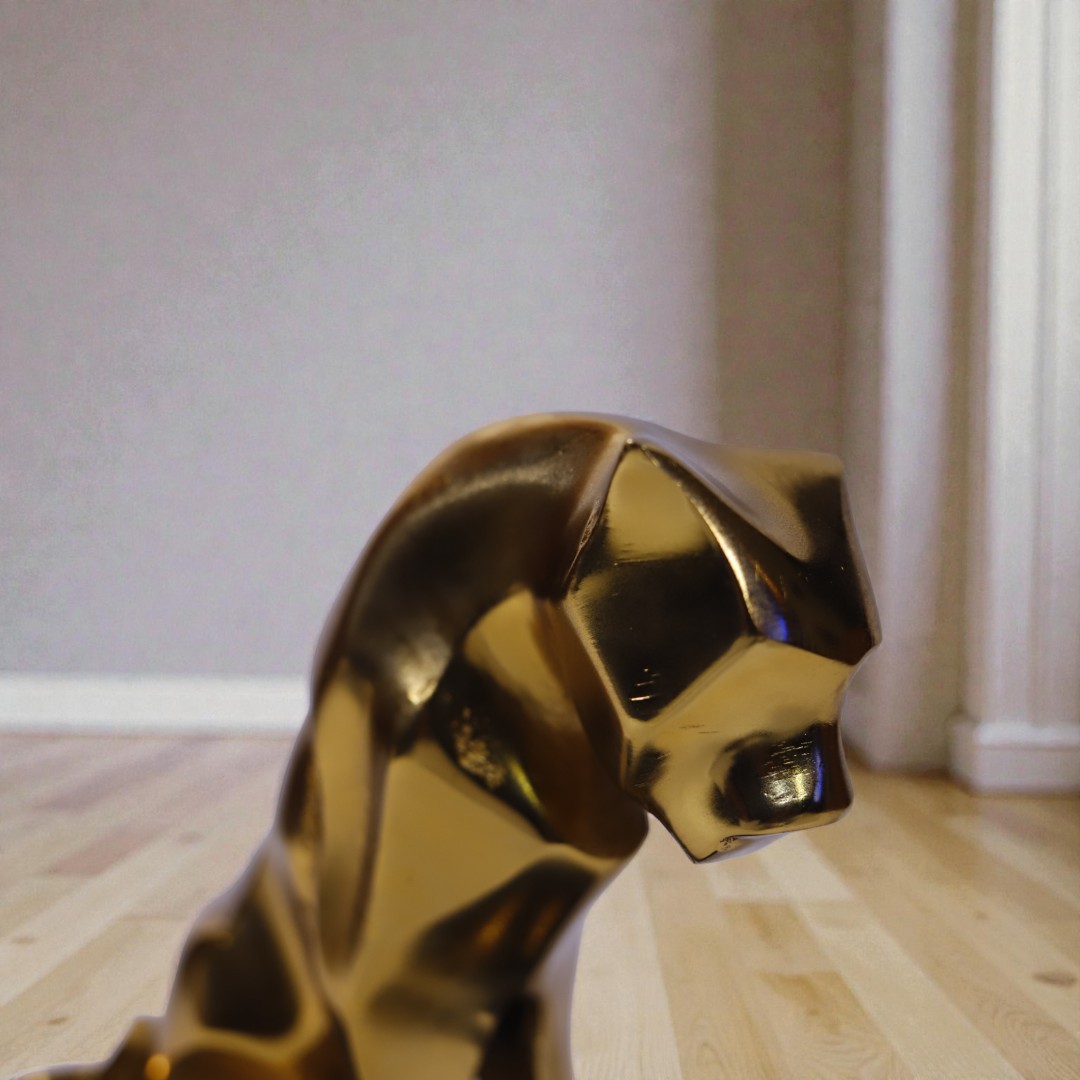 Golden Panther Statue - Image 2