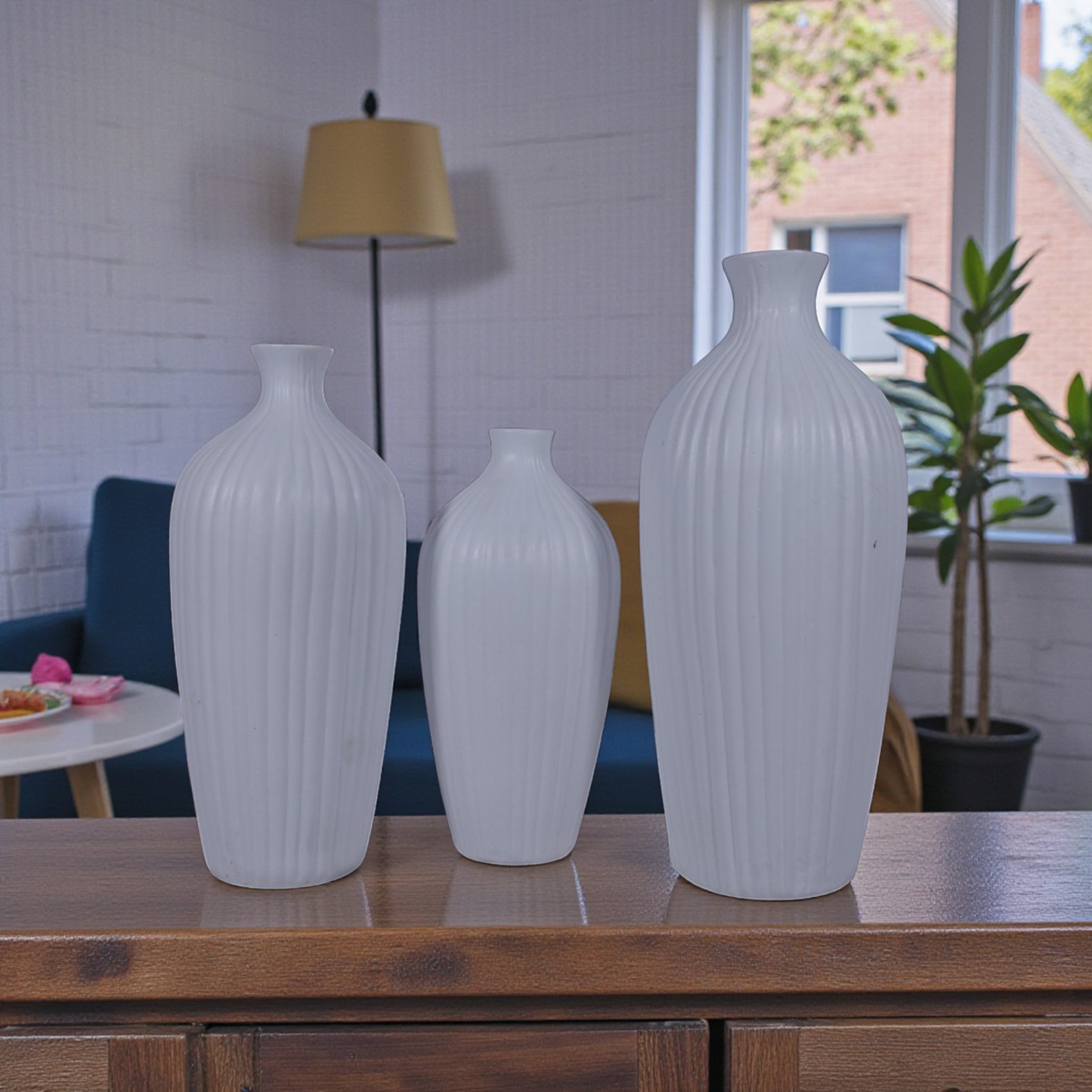 Minimalist Ribbed Ceramic Vase Set – Modern Nordic White Decor (3-Piece Collection)